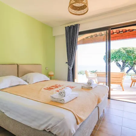 Villa Select'sohome - Pour 10 Personnes Avec Piscine, Vue Et Plancha ! - Romarine *