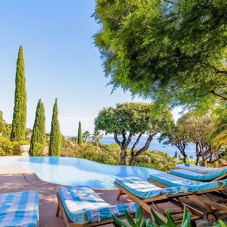 Villa Select'sohome - Pour 10 Personnes Avec Piscine, Vue Et Plancha ! - Romarine